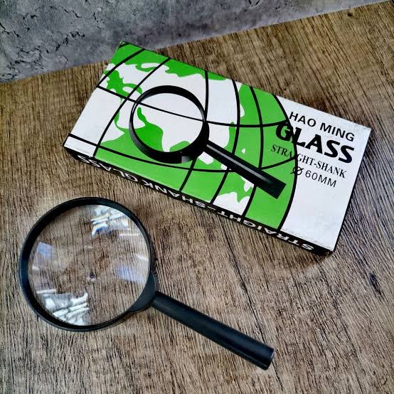 Lupa 60mm Magnifying Glass Caja Blanca y Verde